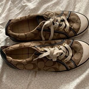 Coach snickers size 8